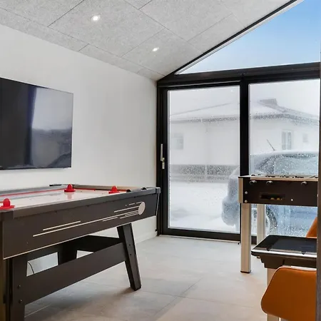 Catalina - 30m From The Sea By Interhome Semesterbostad Sjolund