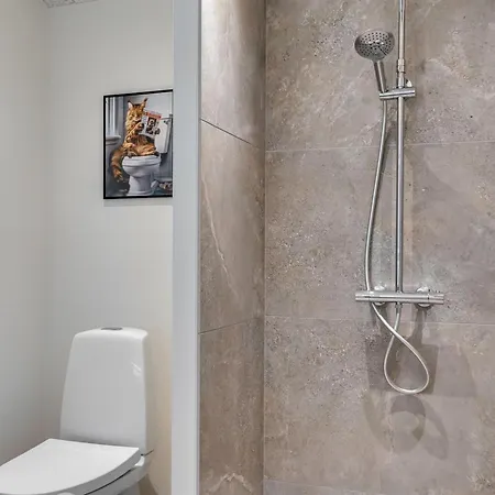 Catalina - 30m From The Sea By Interhome