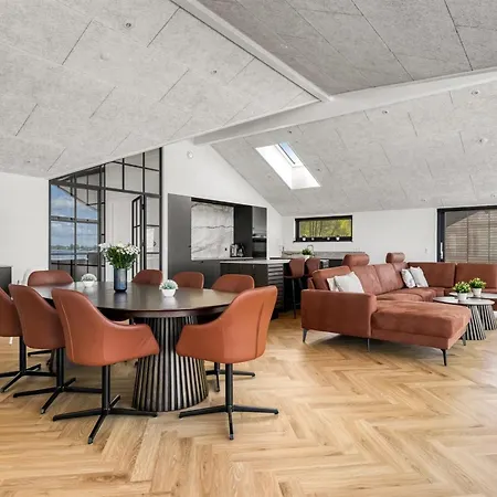Catalina - 30m From The Sea By Interhome