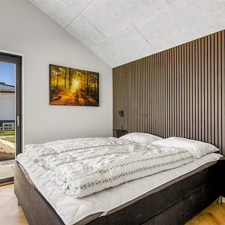 Catalina - 30m From The Sea By Interhome * Sjolund