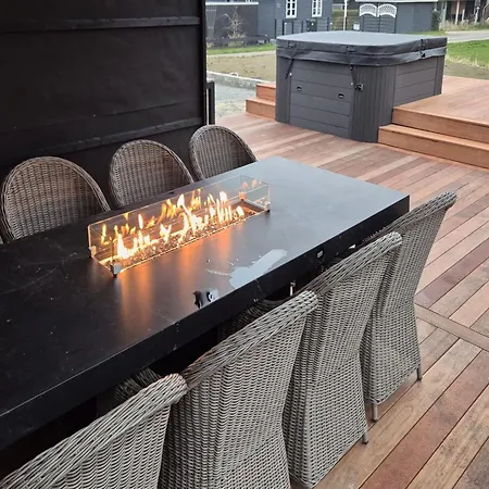 Catalina - 30m From The Sea By Interhome