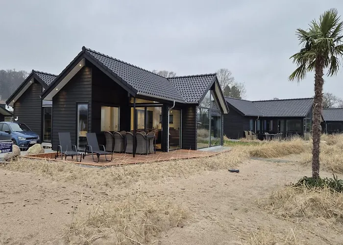 Holiday home Catalina - 30m From The Sea By Interhome Sjolund