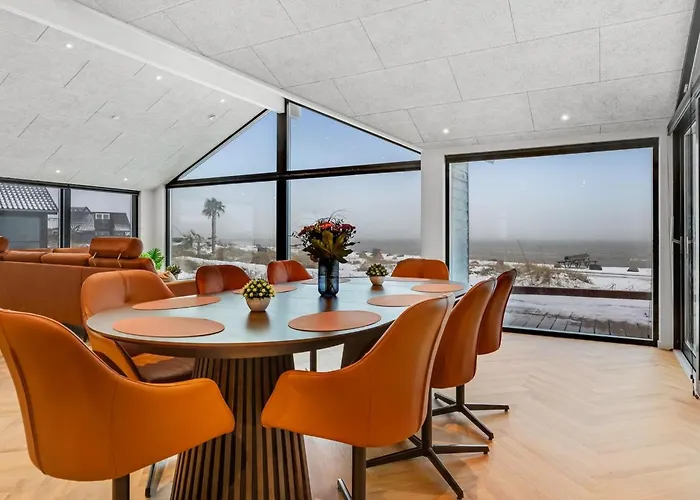 Catalina - 30m From The Sea By Interhome