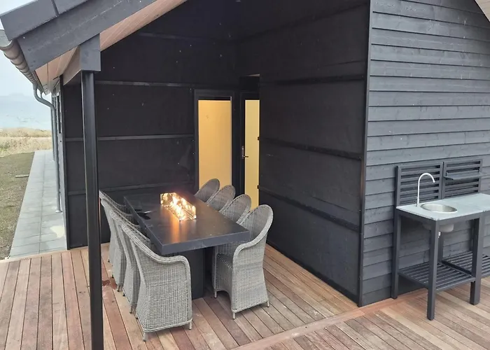 Catalina - 30m From The Sea By Interhome Sjolund