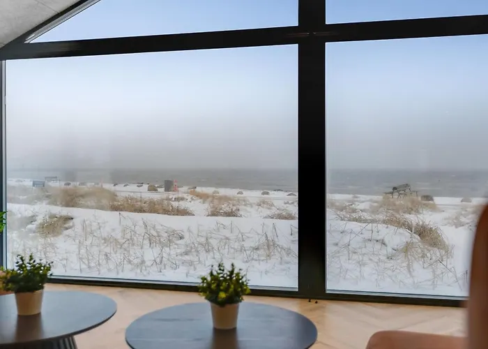 Catalina - 30m From The Sea By Interhome Semesterbostad Sjolund