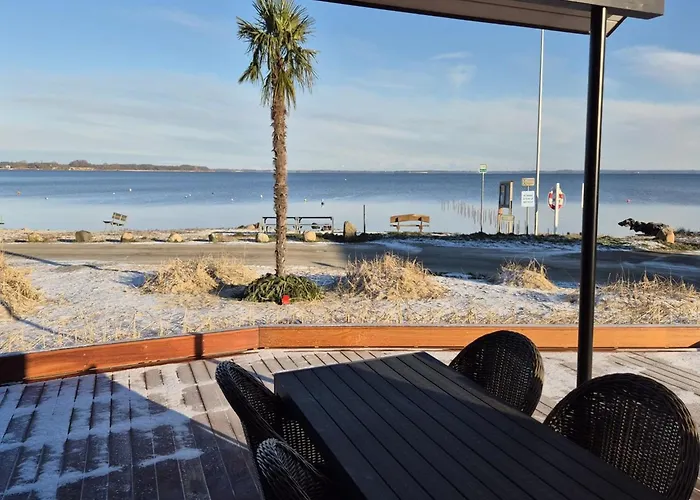 Catalina - 30m From The Sea By Interhome *